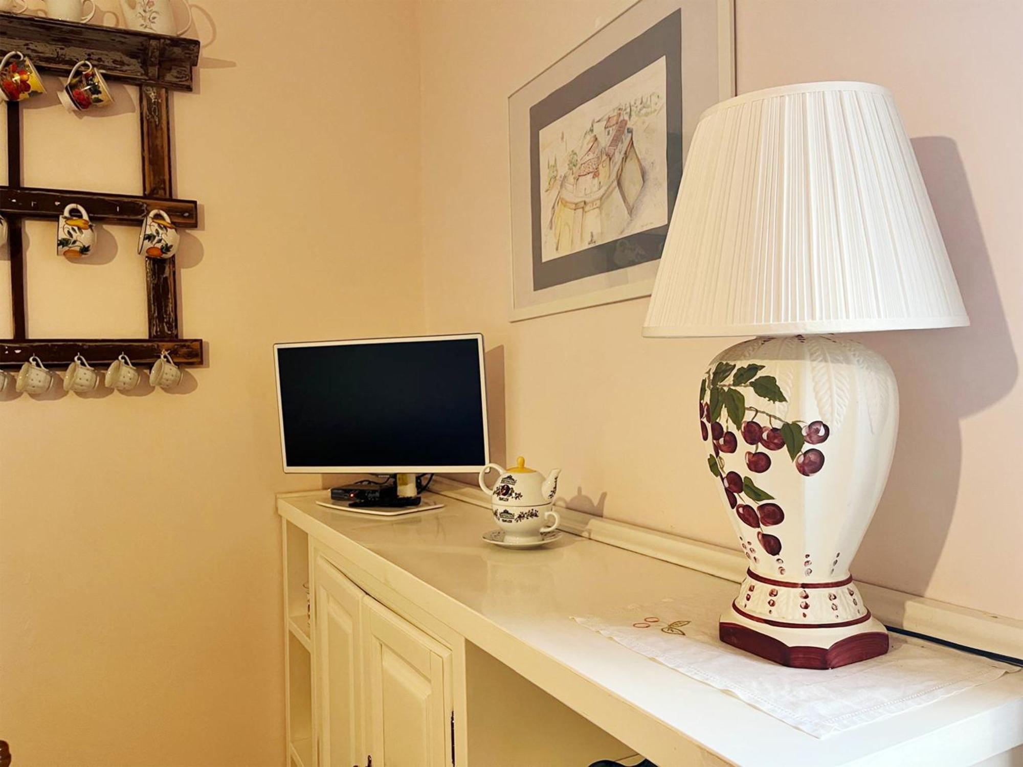 Casa Vacanze L'Acquerello Lari 外观 照片