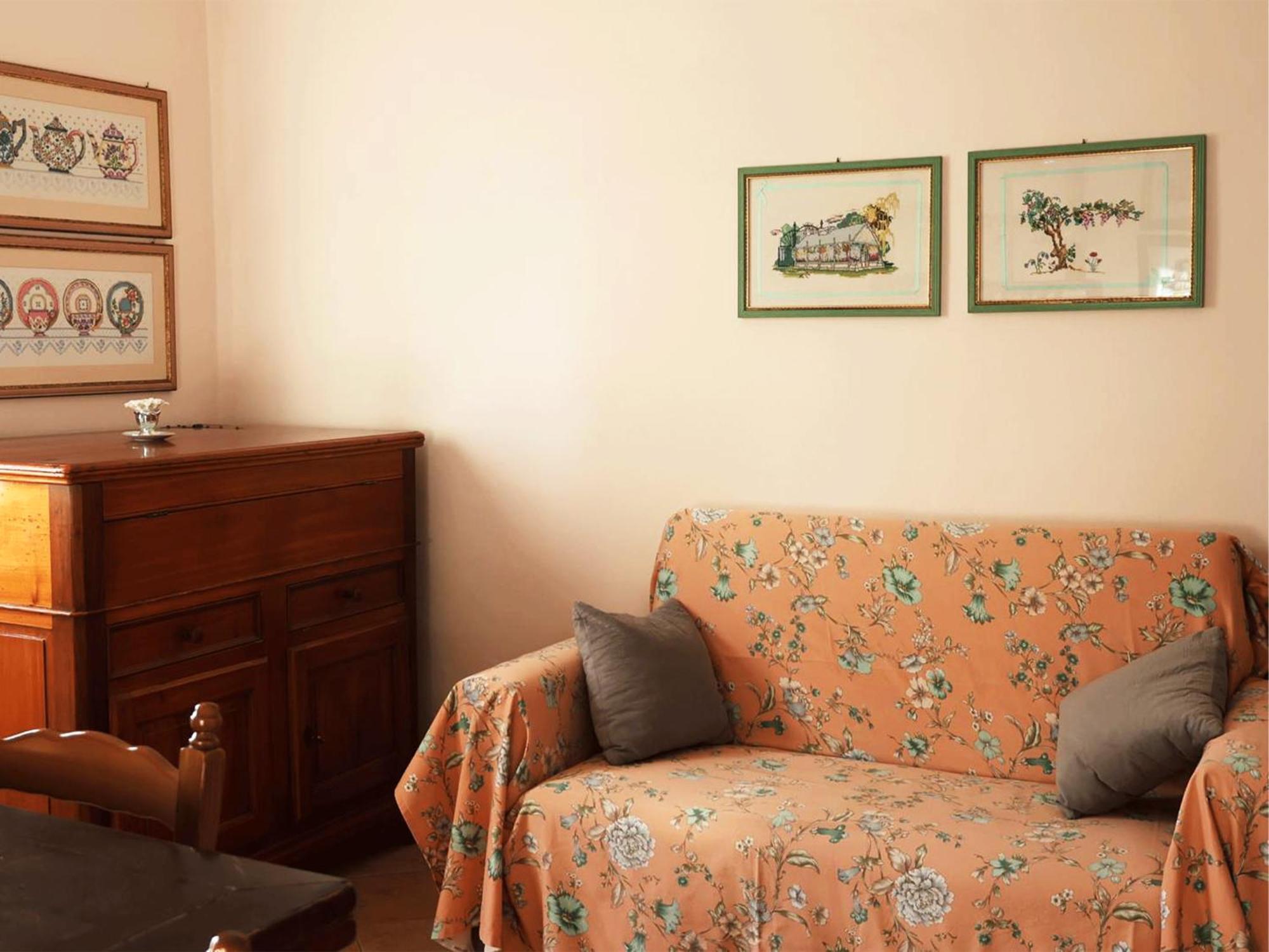 Casa Vacanze L'Acquerello Lari 外观 照片